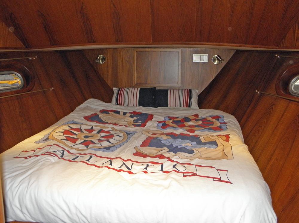 Fore ship, Accommodation